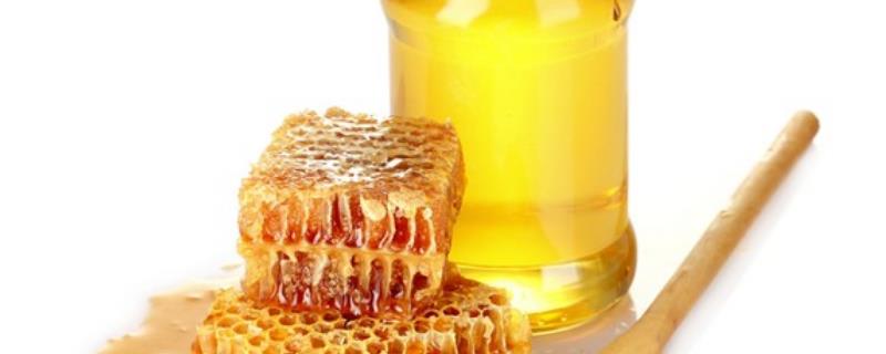 蜂蜜有什么作用和作用？这四种人不适合吃蜂蜜